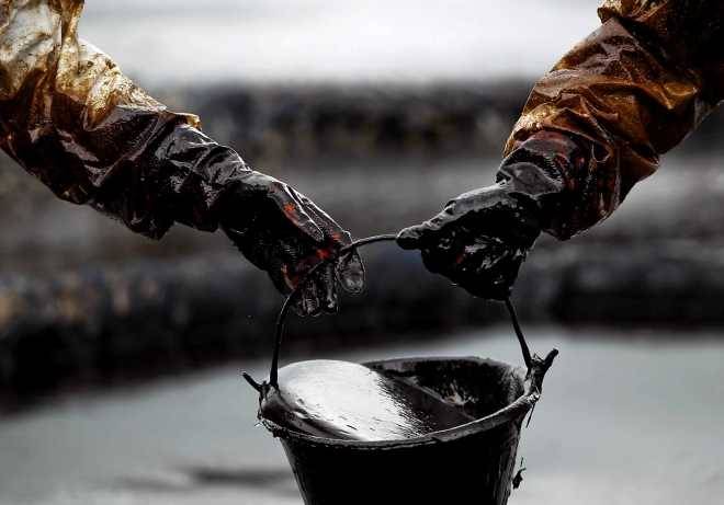 нефтяных запасов в России