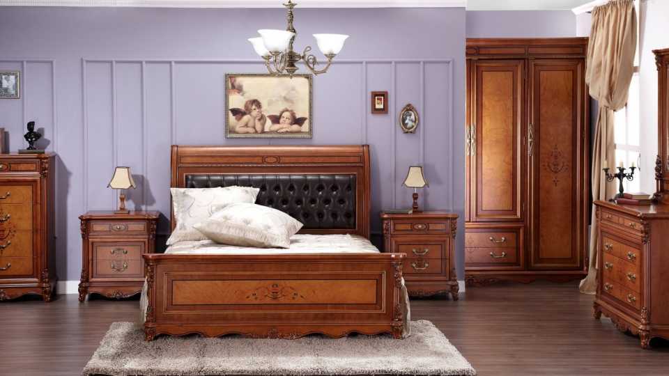 Деревянная мебель – идеальный вариант для интерьера квартиры