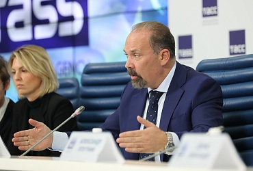 Министр Михаил Мень провел рабочую встречу с врио губернатора Самарской области