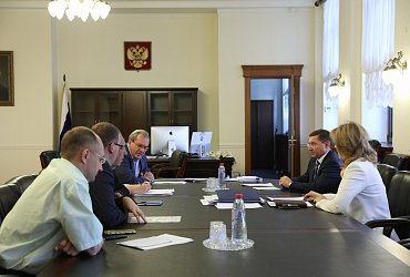 Глава Минстроя России встретился с представителями Общественной палаты