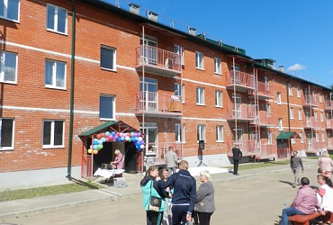 Из аварийных домов в Пермском крае в новое жилье переезжает 79 человек