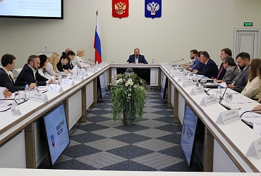 Михаил Мень провел заседание штаба по мониторингу исполнения регионами законодательства о градостроительной деятельности