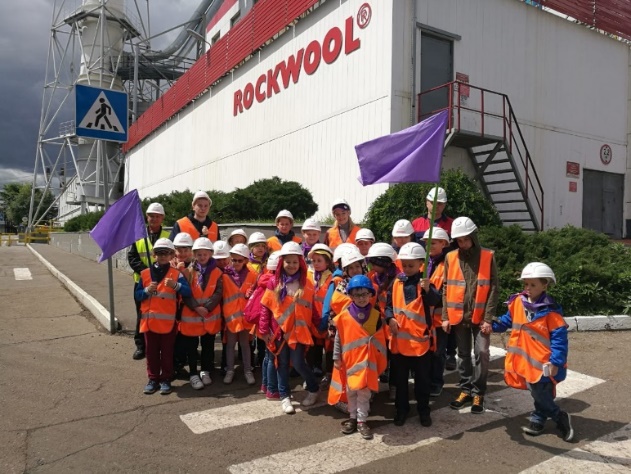Школьники посетили завод экологичной продукции ROCKWOOL в Балашихе