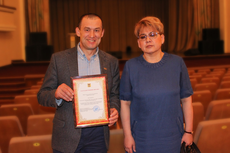 Партнер profine RUS получил награду за вклад в развитие Читы 
