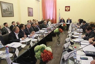 Состоялось первое в 2016 году заседание президиума Общественного Совета при Минстрое России