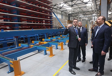 Михаил Мень открыл завод по производству новых для России энергоэффективных теплоизоляционных материалов
